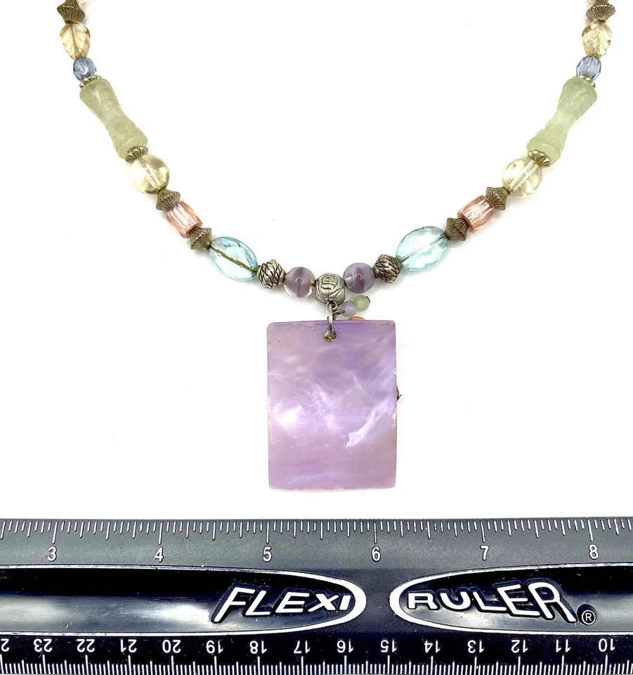 Vintage Pastel Carved Art Sea Glass Necklace Pendant Bubble Leaf Bead MOP - Image 4 of 4