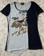 Adore Women Gray Sleeveless Embroidered Top T...
