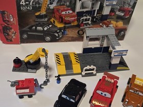 LEGO Juniors: Smokeys Garage (10743)