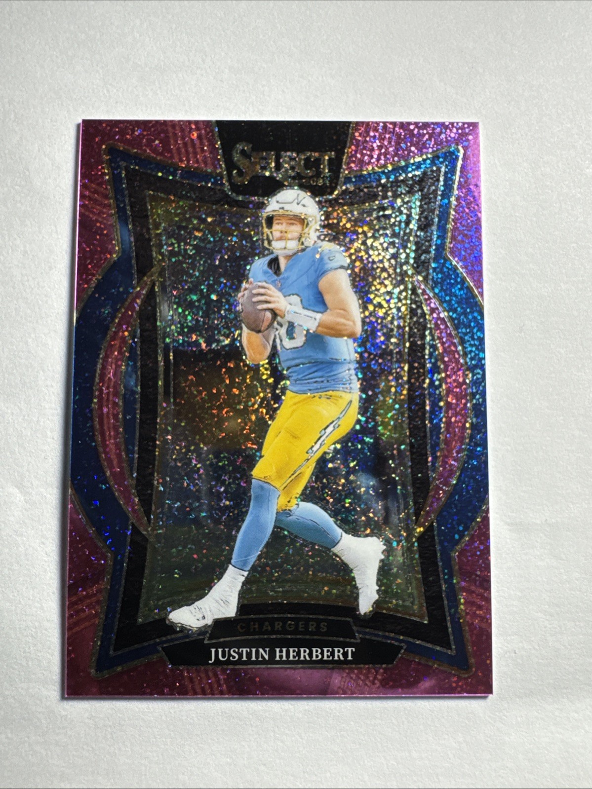 2024 Panini Select Concourse Justin Herbert #41 Pink Glitter Prizm /15