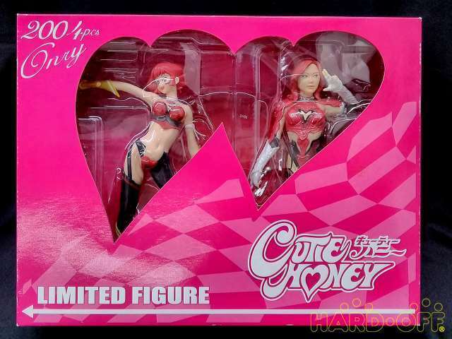 Precious Moments Vintage, 2000 your a Honey Figurine and a 2002