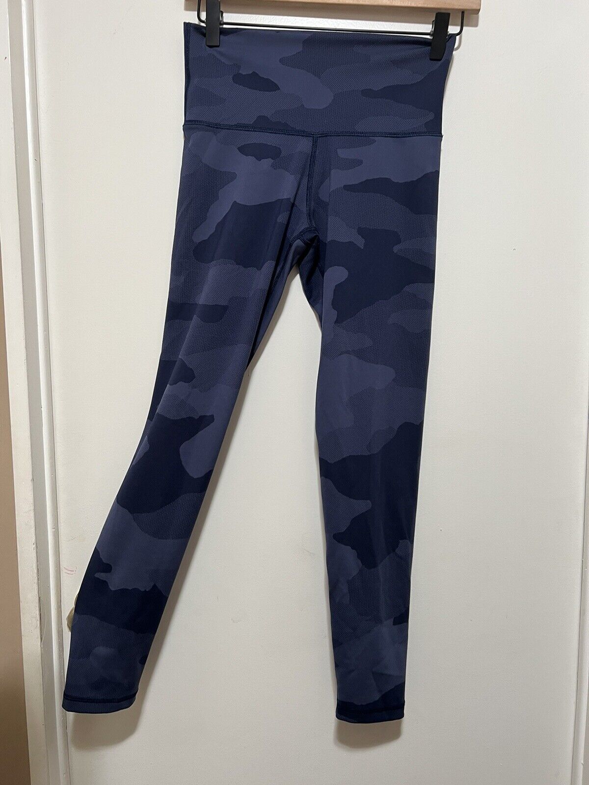 Aerie Play Camo Textured Legging