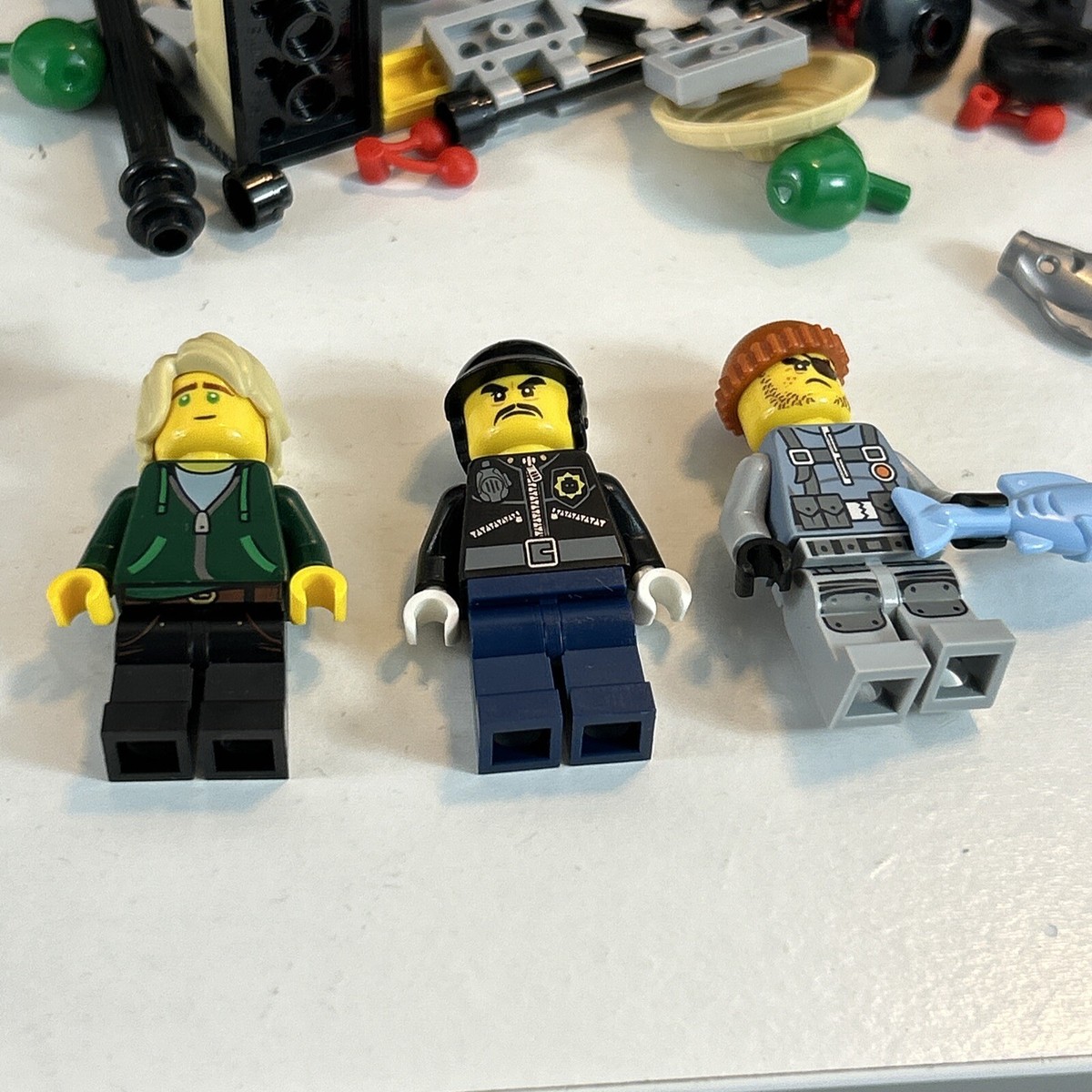 70607 LEGO Complete The Ninjago Movie City Chase minifigures box