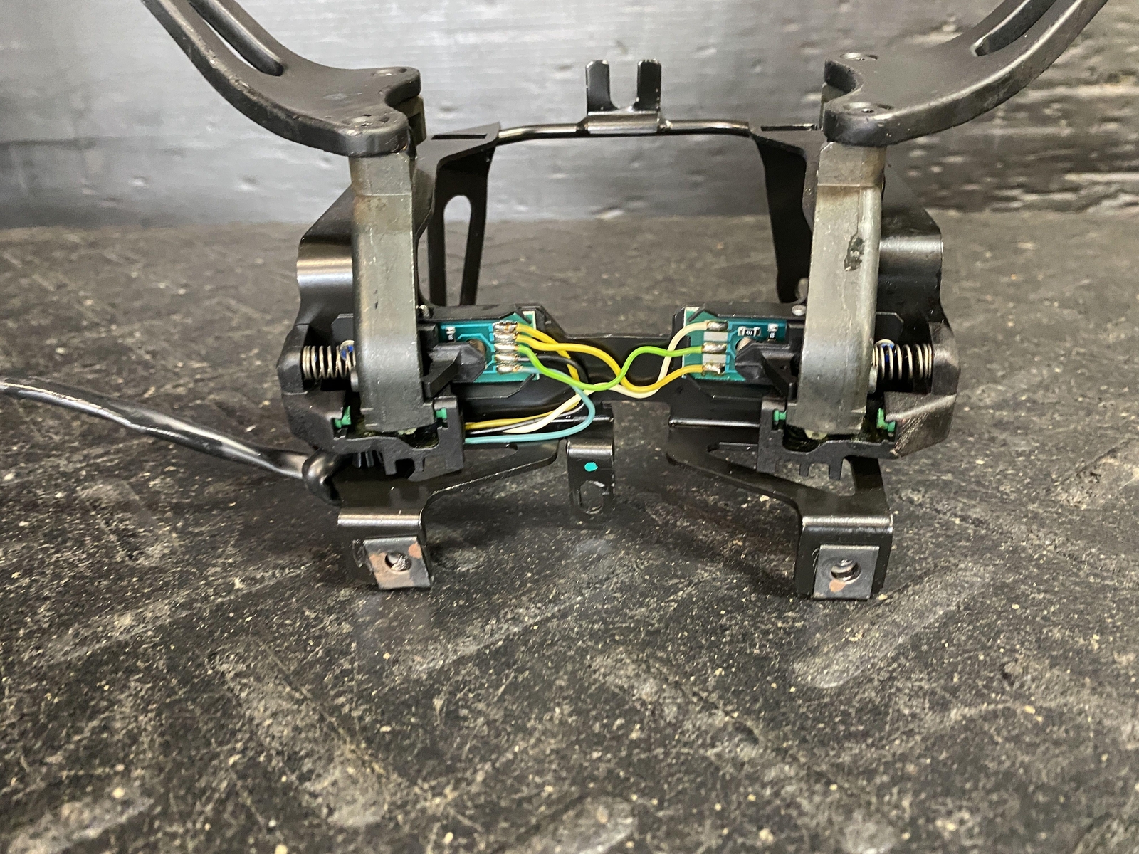 08-12 MASERATI GRANTURISMO STEERING WHEEL PADDLE SHIFTERS 000235836