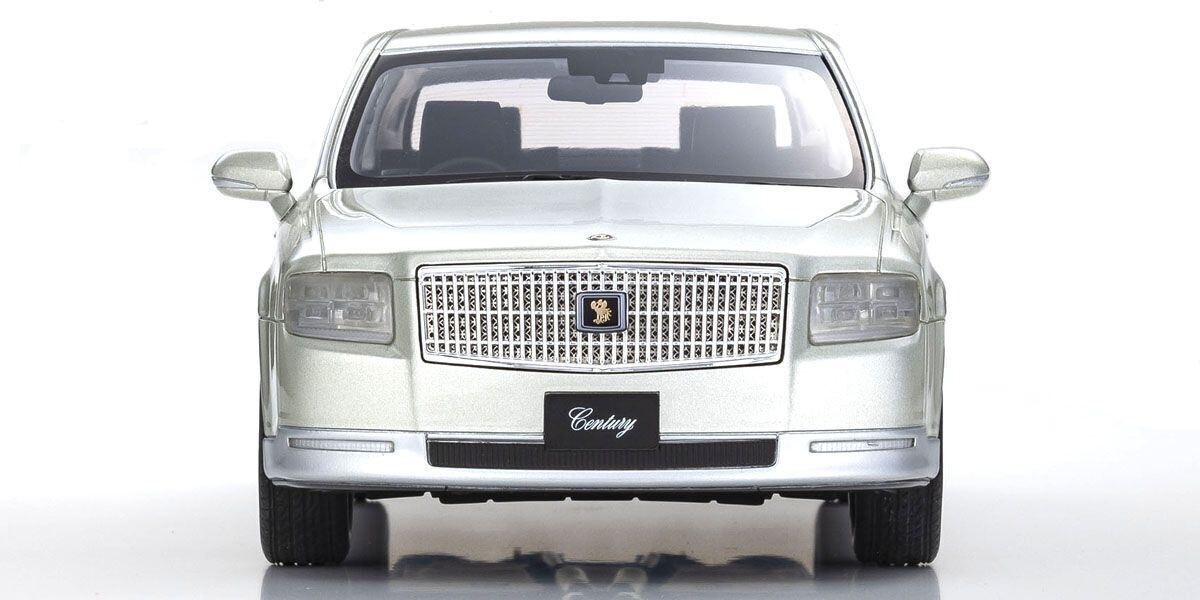 1/18 Toyota Century Silver Resin Model Car by Kyosho Samurai