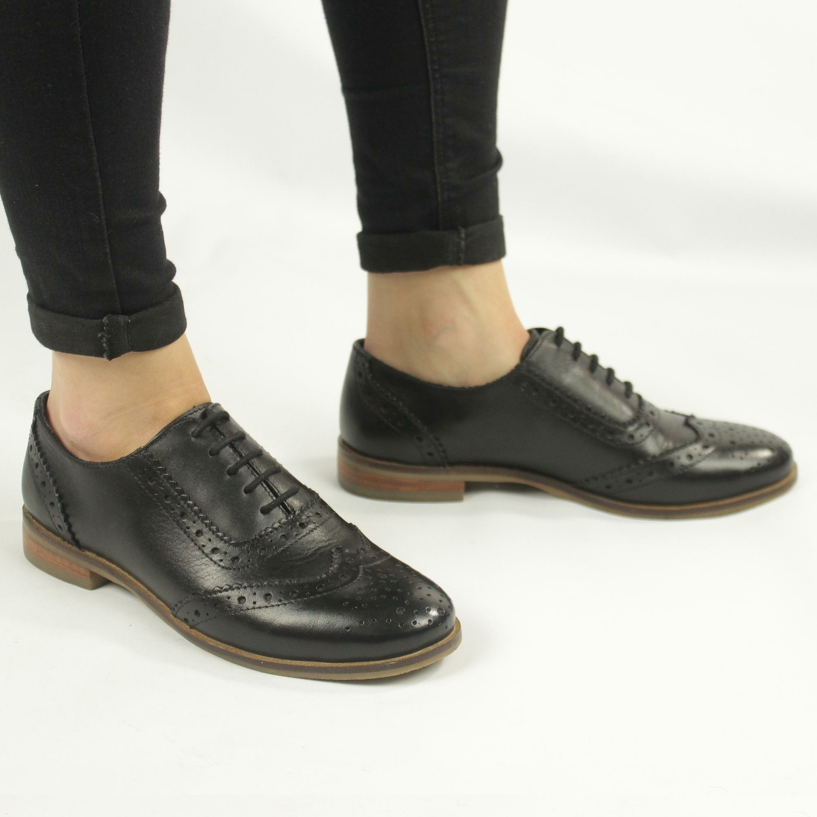 Oxford Wingtip Brogue Shoes Black 