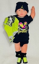 AIR JORDAN Baby UNISEX 5-pc Gift Set: Bodysuits, Booties Cap 0-6 Months.
