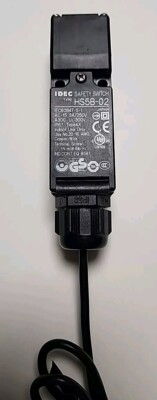 Idec HS5B-02 Safety Interlock Switch 3A 250V 2NC HS5B Series Door Switch Japan