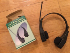 SUNTONE AM/FM Foldable Headphones Radio -unused- Original Box