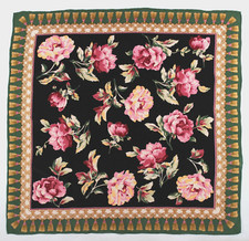 Beautiful vintage scarf "Les Roses"