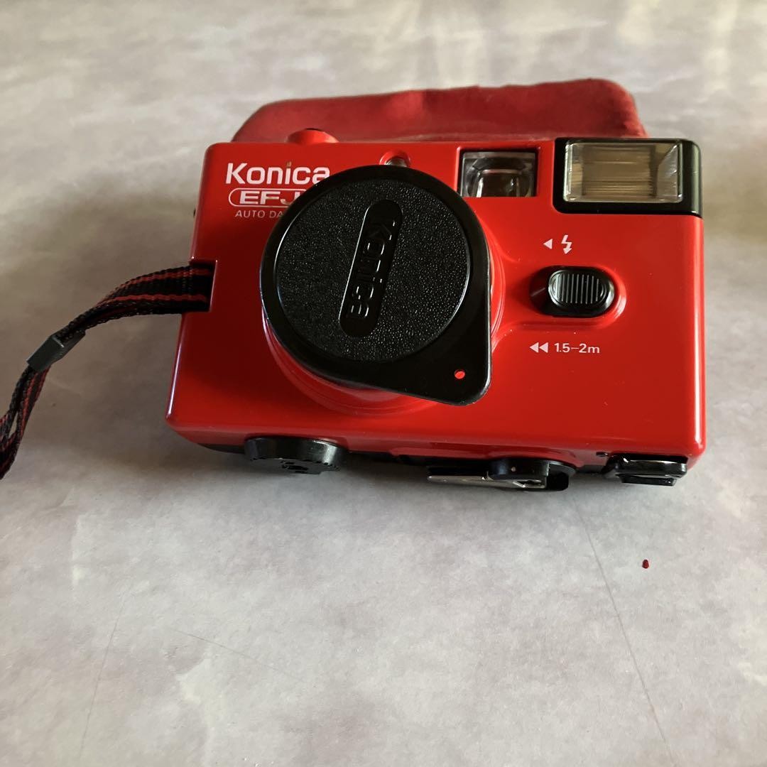 Konica EFJ レッド コンパクトカメラ Konica EFJ Auto Date Compact 35mm Point and Shoot Film