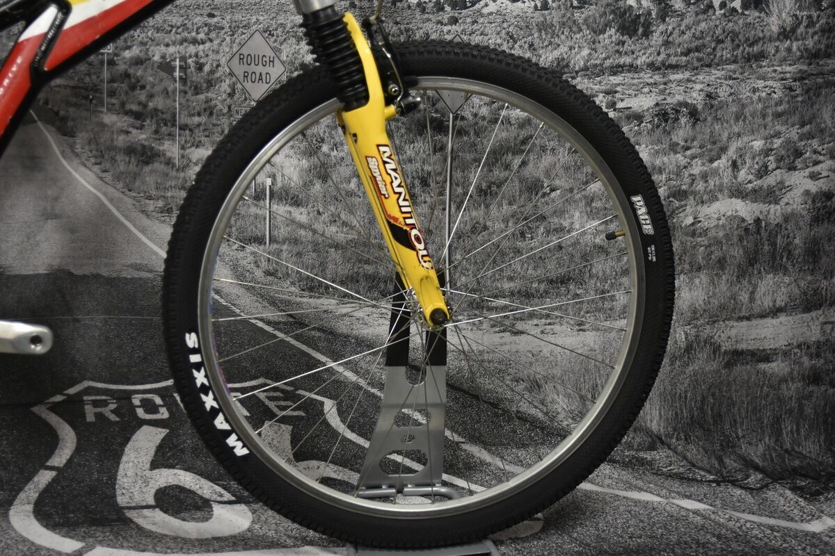 SPECIALIZED FSR SPORT MOUNTAIN BIKE SIZE MEDIUM, 17.5 SPECIALIZED FSR SPORT MOUNTAIN BIKE SIZE MEDIUM, 17.5