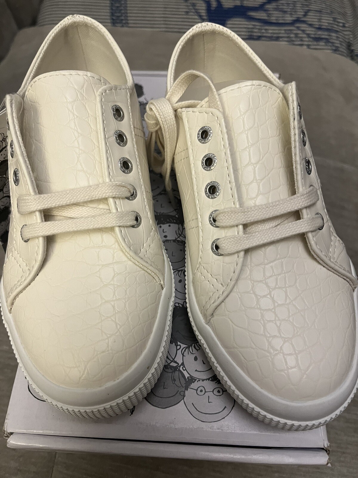 superga croco