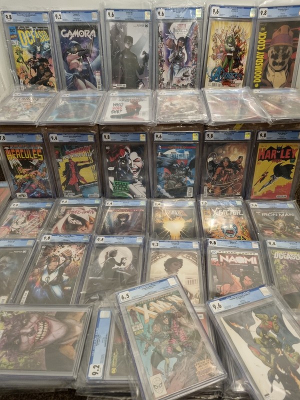 CGC Graded Comic Lot MARVEL And DC
