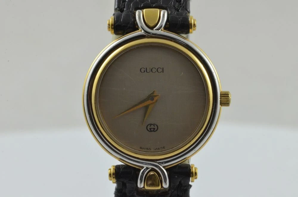 GUCCI DAMEN UHR STAHL 25MM STAHL QUARTZ VERGOLDET VINTAGE SCHÖNER ZUSTAND 4500L