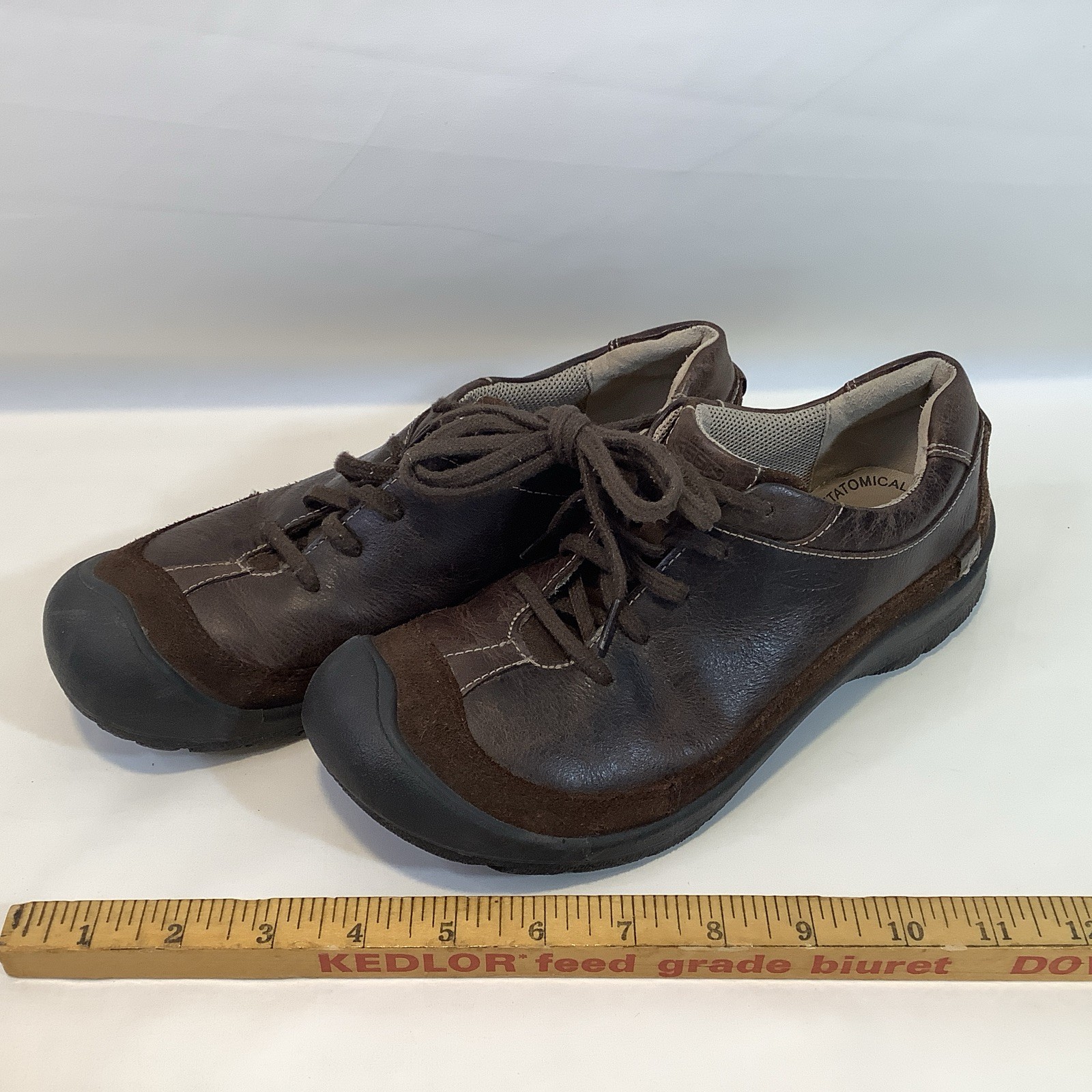 Scarpe stringate Keen in pelle da passeggio outdoor comode da donna taglia 8 5 marrone ottime condizioni*