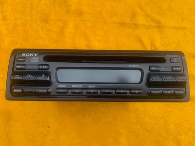 Sony Disc-Player Model No. CDX-5272 Compact FM/MW/SW