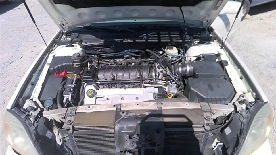 Engine 4.6L VIN Y 8th Digit Fits 00-02 DEVILLE 29973756 Foto 2 de 4