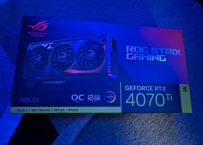ASUS ROG Strix GeForce RTX 4070 Ti OC 12GB NVIDIA RGB Lüfter+Kühlkörper