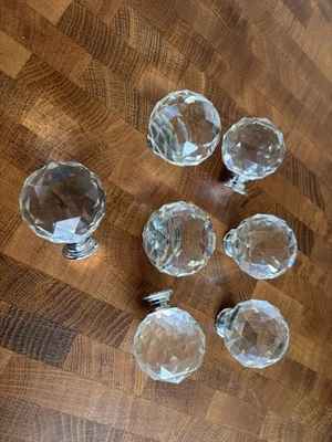 CLEAR CRYSTAL DIAMOND GLASS DOOR KNOBS CUPBOARD DRAWER FURNITURE HANDLE CABINET - Image 1 of 4