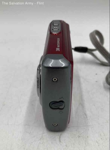 Vivitar ViviCam 8426 Red 8.0MP Built-In Flash Waterproof Digital Compact Camera - Picture 4 of 9