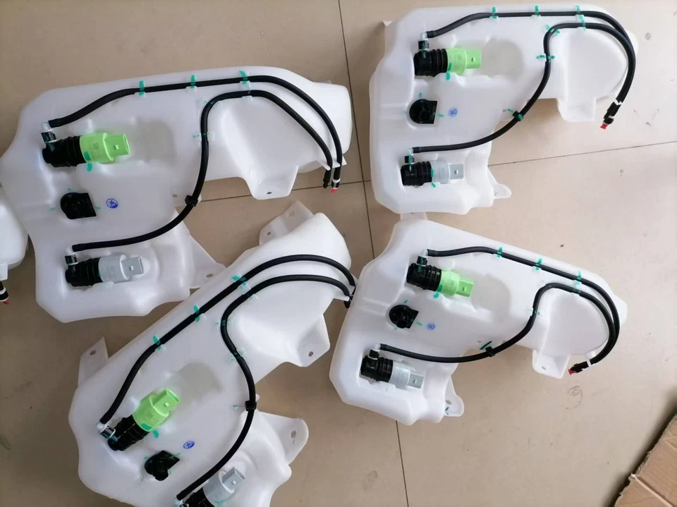 2021-2023 BUICK ENVISION washer fluid container tank assembly NEW GM OE 26289050 - Image 2 of 2