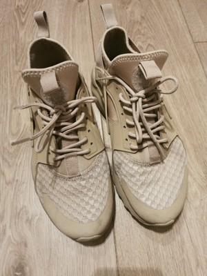 mustard trainers nike