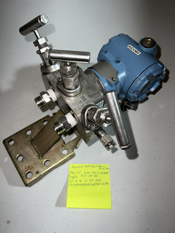 Rosemount 3051 smart pressure transmitter Max WP 2,000psi.  CD1A22A1AQ4A1721