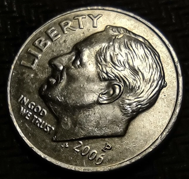 2006 P Roosevelt Dime Philadelphia Mint Dime With Die Break Error On Top Of Hair - Image 3 of 4