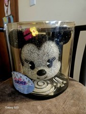 NEW DISNEY STORE MINNIE MOUSE Night Light Lamp COLLECTIBLES