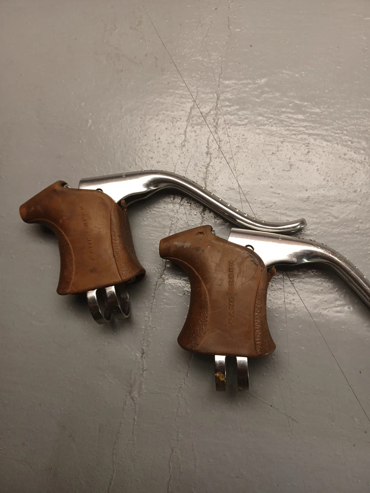 Palancas de freno Dia-Compe Vintage Drillium no aerodinámicas Mfg. Japón Regular 1981 estampado Foto 4 de 4