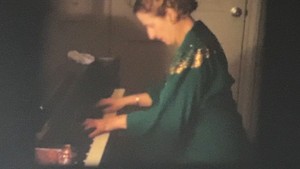 “Piano Playing” (1936) 8mm Film Home Movie, Xmas, Twins, Ball, Birthday, Decor +