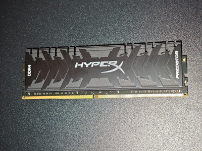 HyperX Predator 16GB DDR4 3000 CL15 RAM Arbeitsspeicher
