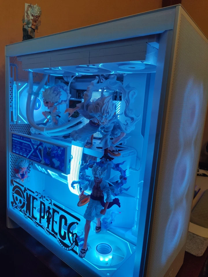 PC GAMING RTX 5080 R9800X3D 64GB DDR5 MONITOR 4K 144HZ 43' - Immagine 3 di 4