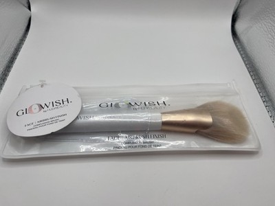 HUDA BEAUTY GloWish Face Airbrush Finish Complexion Brush