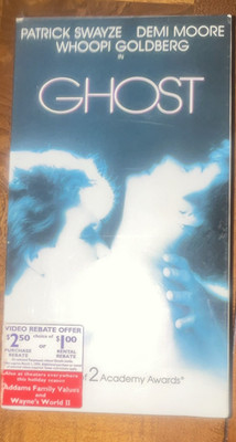 Paramount Ghost VHS Full Screen PG-13 NTSC English 1990 Swayze Moore