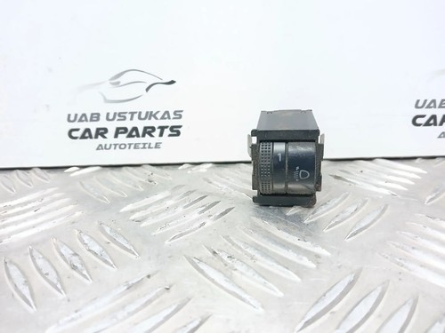 Skoda Octavia Mk1 (1U) 2000 Schalter Leuchtweitenregulierung UST106448