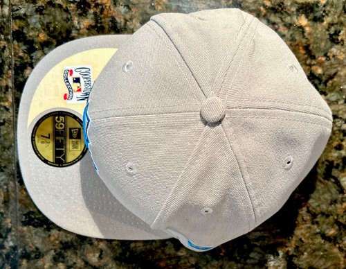 New Era 59Fifty Toronto Blue Jays MLB Club Fitted Hat Size 7 3/8 30th Season - Picture 11 of 14