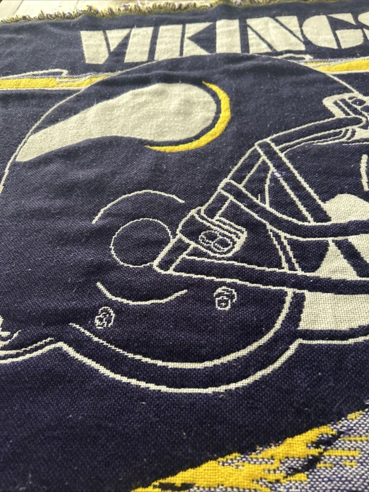 Vintage NFL Vikings Woven Throw Blanket 44”x58” The Northwest Company - Image 4 of 4
