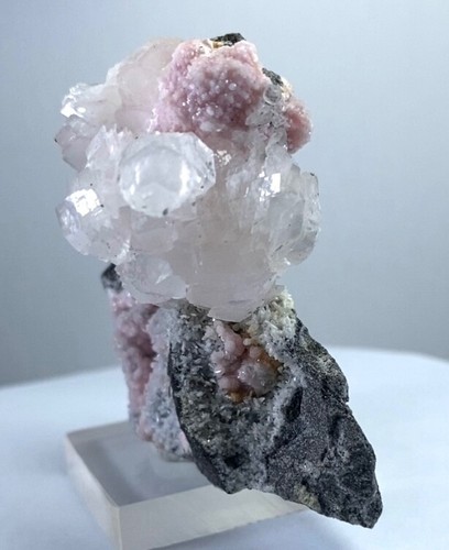 RHODOCHROSITE BRILLIANT CRYSTALS and MANGANOAN CALCITES on MATRIX from  PERU. - Bild 16 von 17