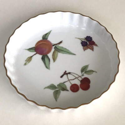 Royal Worcester Evesham Vale Fruit Plate