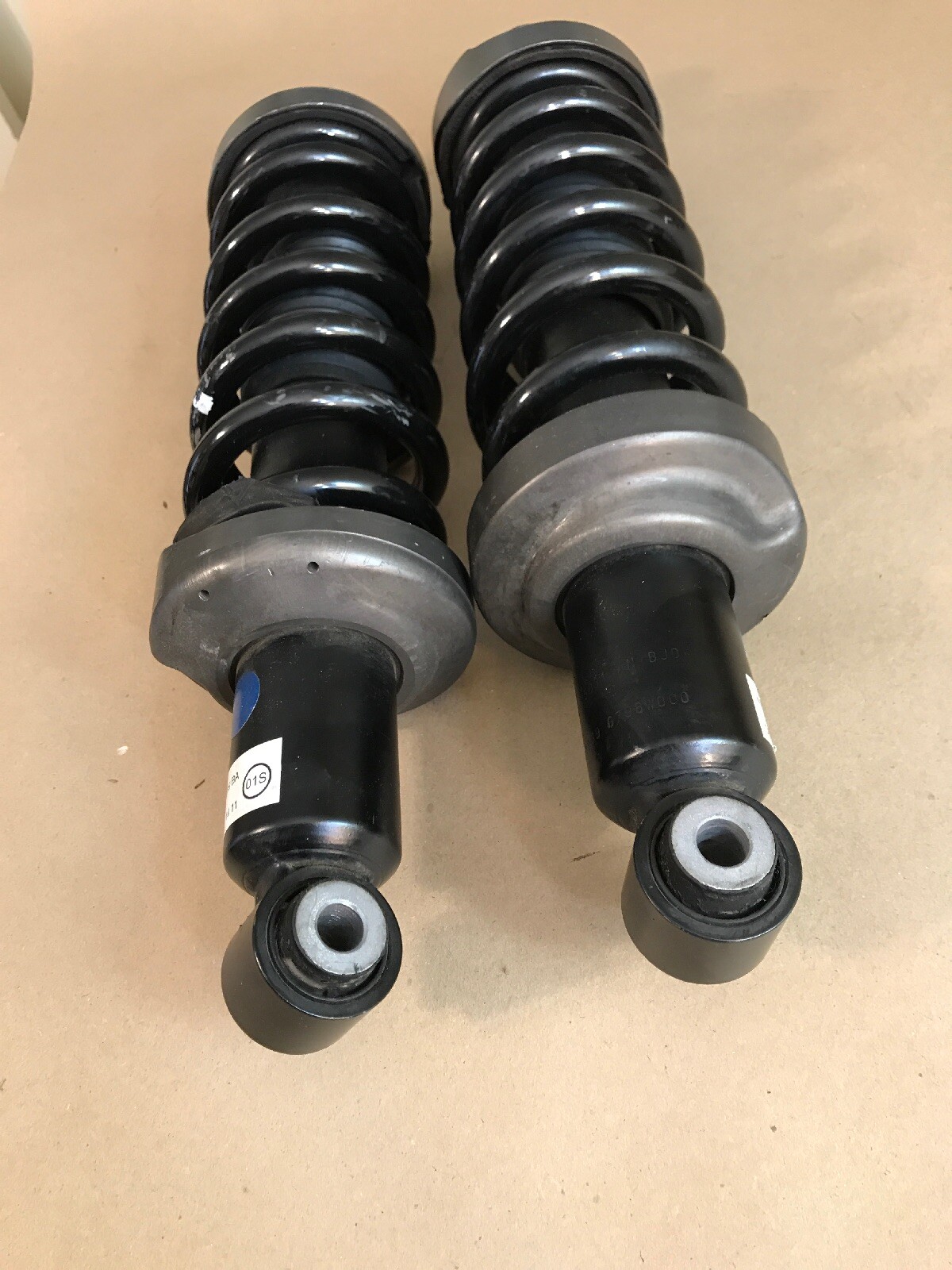 PAIR LAMBORGHINI GALLARDO LP560 SHOCK ABSORBER 4005019BA STRUTS REAR