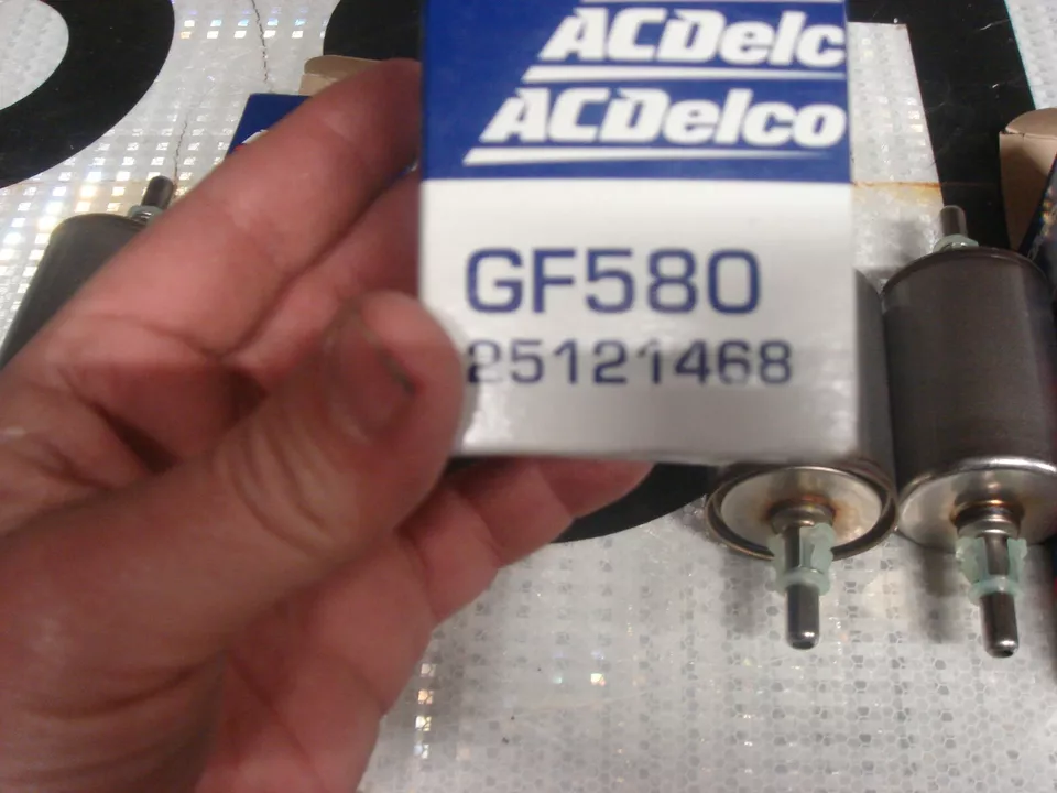 3 FILTROS DE COMBUSTIBLE NOS AC-DELCO GF580 1989-2004 Foto 2 de 4
