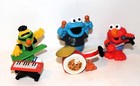 SESAME STREET ROCK BAND 3 Figures ELMO COOKIE BERT w/2 Music Instrument HASBRO  — photo 1
