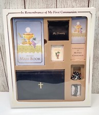 In Remembrance of My First Communion Mass Rosary Beads Etc Gift Set NEW