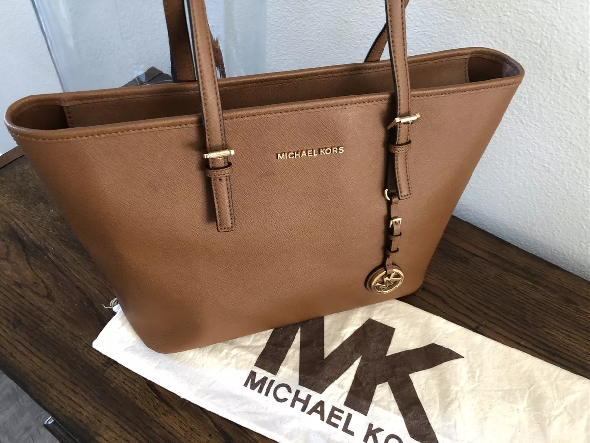 Michael Kors Dover Medium Signature Logo Crossbody Bag in Brown | Lyst