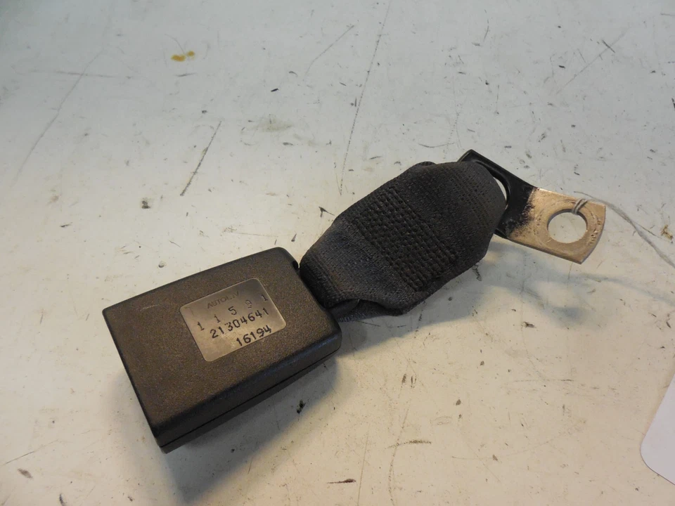 99-02 Saturn SC1 SC2 3 puertas cupé centro trasero izquierdo o derecho hebilla del cinturón de seguridad Foto 3 de 4