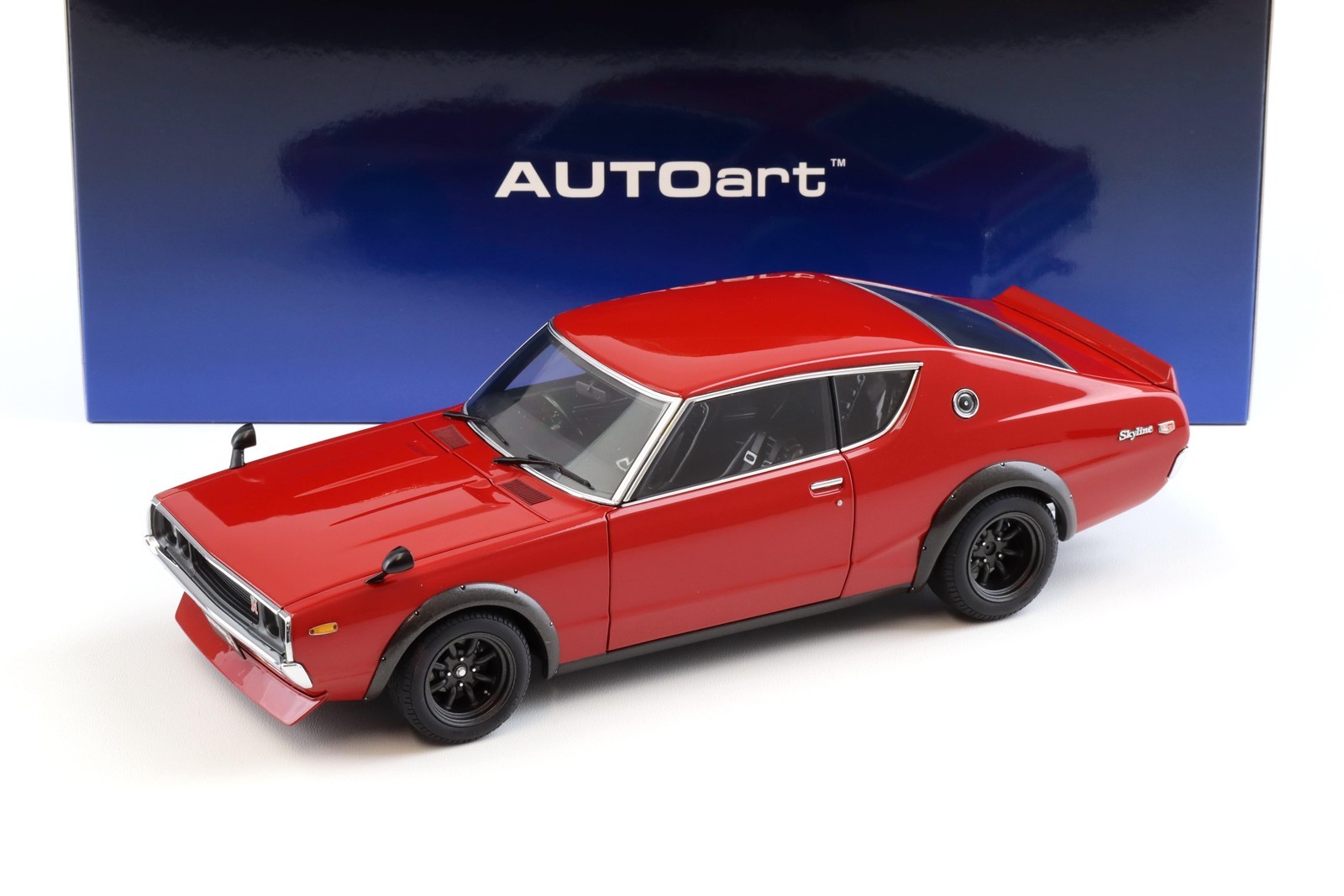 1:18 AUTOart Nissan Skyline 2000 Gt-R (KPGC110) Tuned Version Red 77467