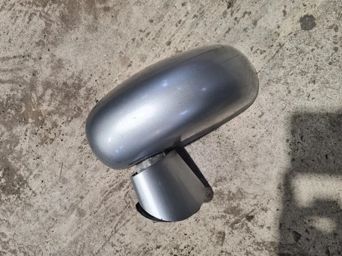 AUDI TT MK1 98-06 PASSENGER LEFT NEAR SIDE DOOR WING MIRROR LY7W SILVER