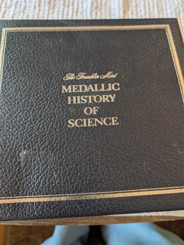 1975-78 The Franklin Mint Medallic History of Science Book Binder HTF RARE